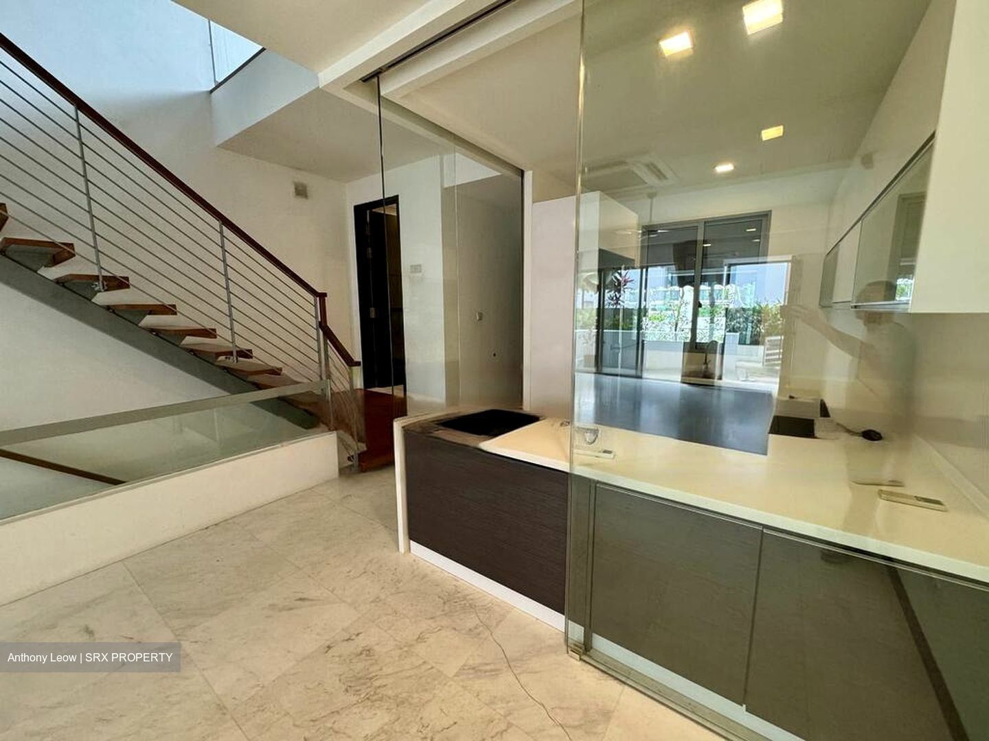 Yuk Tong Avenue (D21), Terrace #466523451